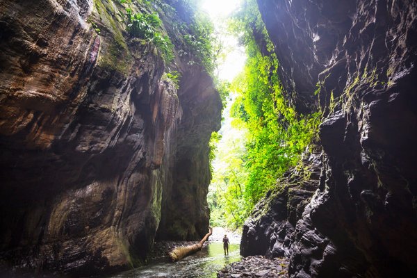 Quels sont les enjeux juridiques de l'utilisation de la réalité virtuelle dans la formation professionnelle?